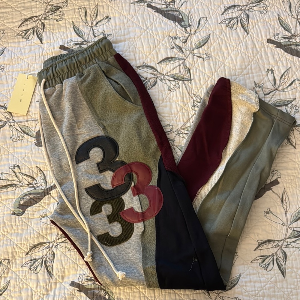 Mnml sweatpants